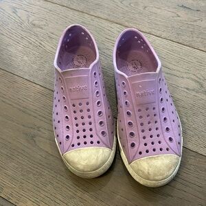 Native purple size 13